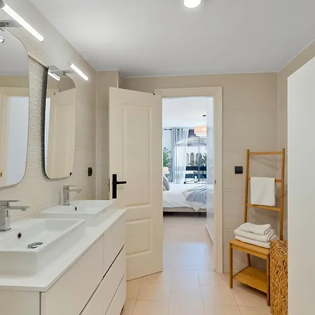 Luxe Puerto Banus Apartment *