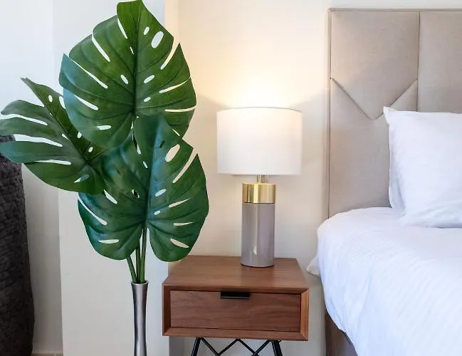 Luxe Puerto Banus * ماربيا